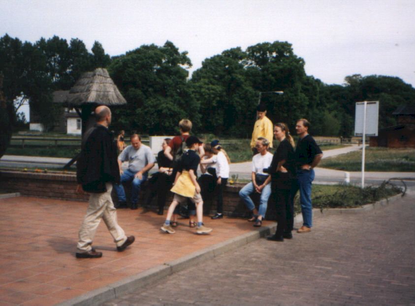 Enkel12a.jpg (70903 Byte)