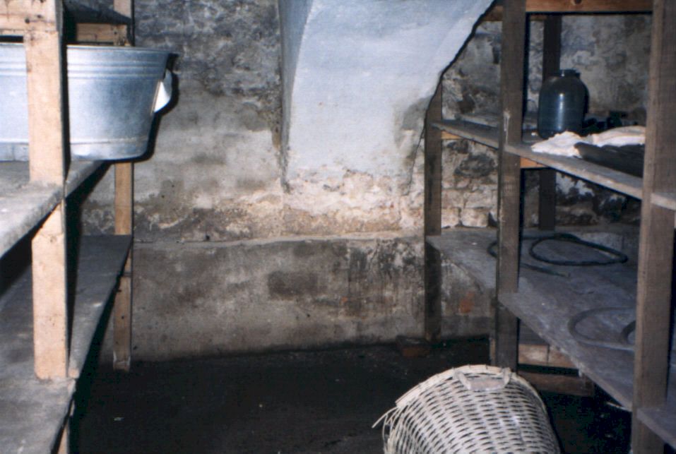 Enkel15a.jpg (86786 Byte)