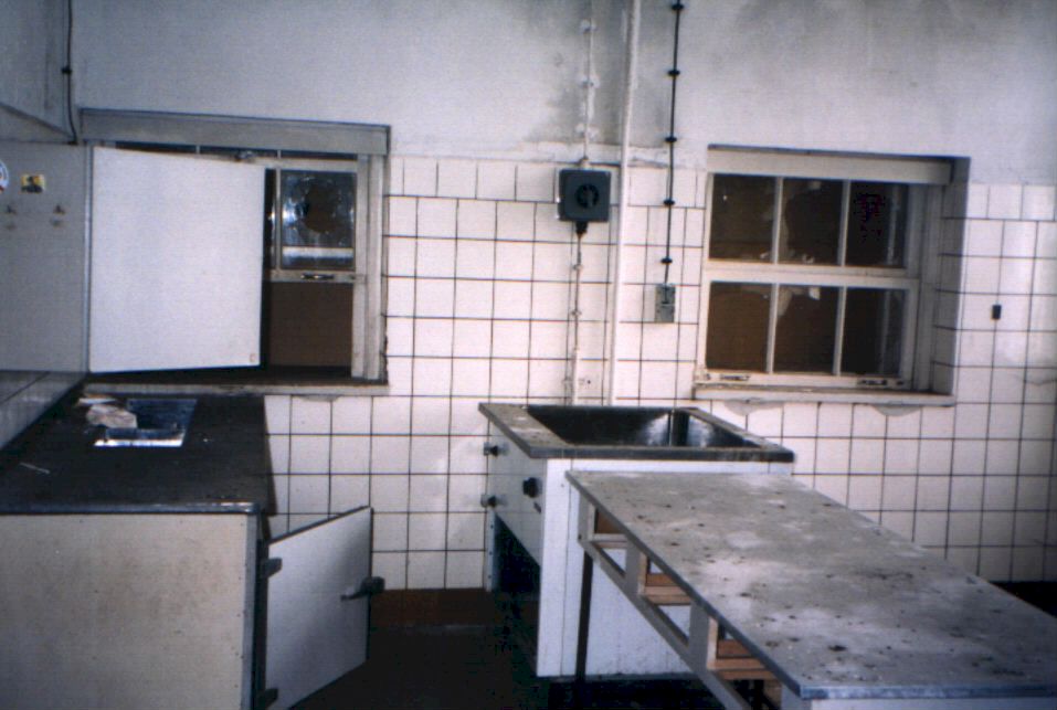 Enkel18a.jpg (81637 Byte)