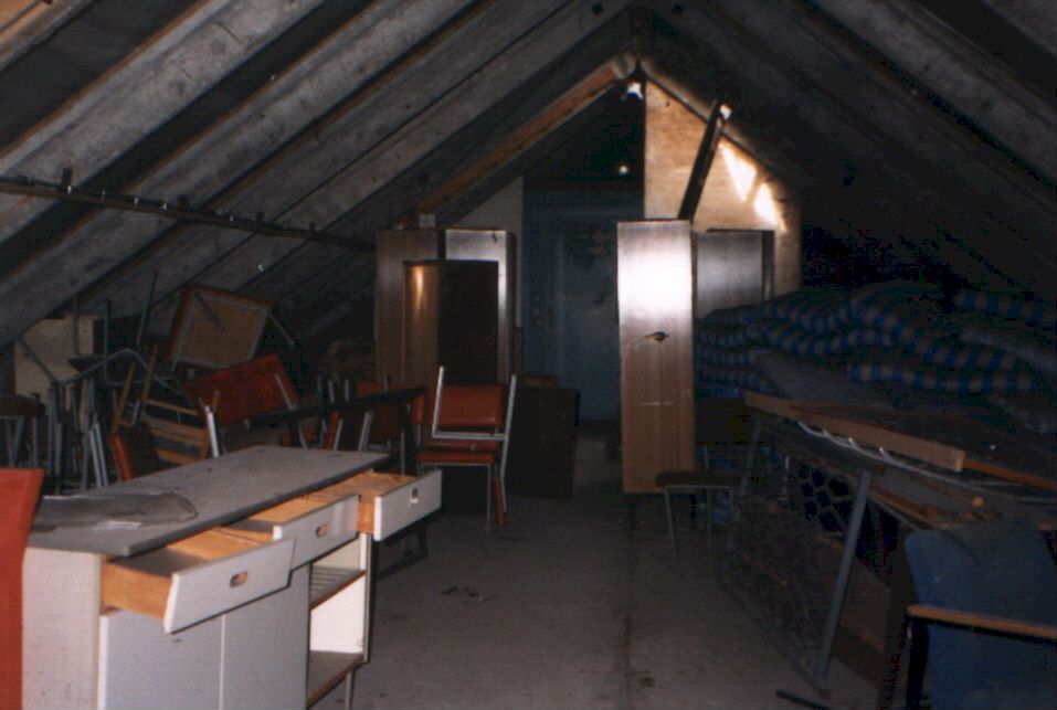 Enkel24a.jpg (67175 Byte)
